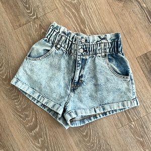 Pacsun high waisted light wash mom shorts